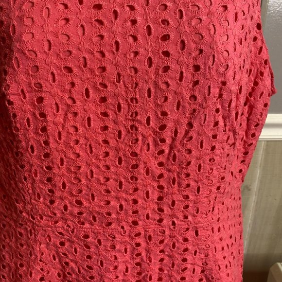 Forever 21 essentials size Large eyelet coral dress - Picture 2 of 8